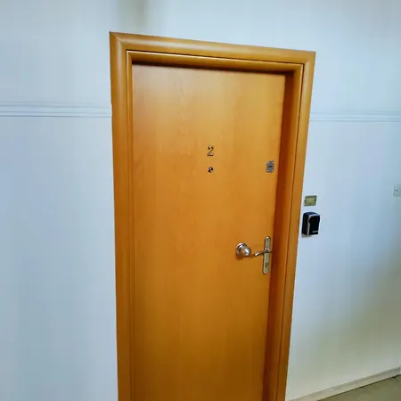 Old Town Next To Seafront Promenade Apartamento