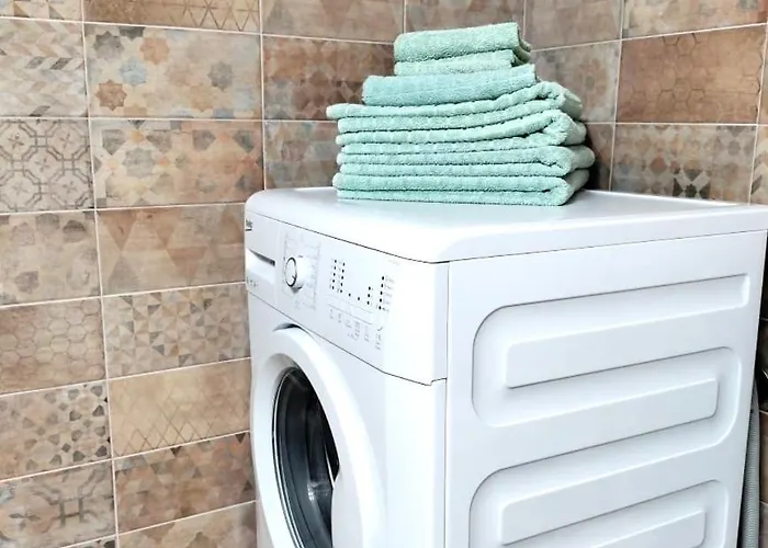 Old Town Next To Seafront Promenade Нафплион