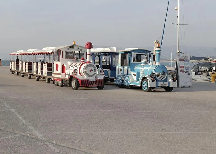 Old Town Next To Seafront Promenade Apartment